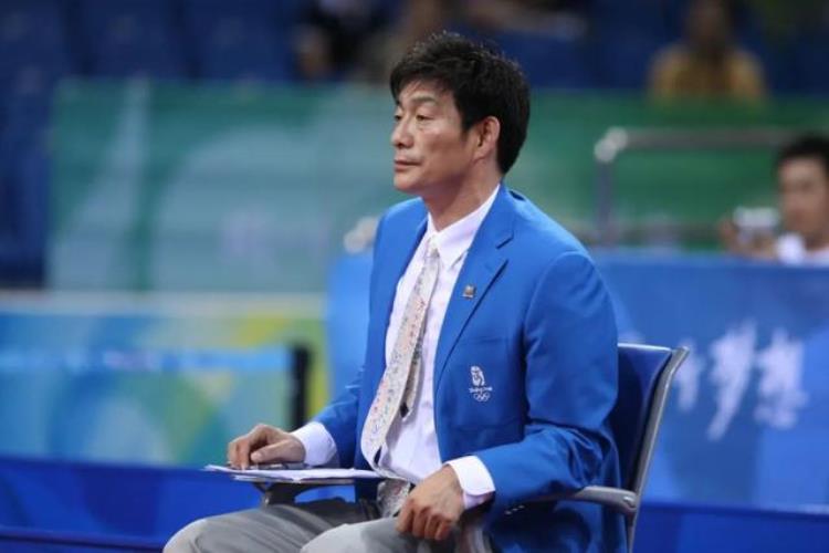 奥运冠军乒乓球刘静「刘京利做一名有高度的乒乓球裁判员」