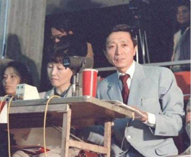 宋世雄解说的体育节目「名嘴宋世雄解说体育近两千场和妻子相濡以沫50多年」