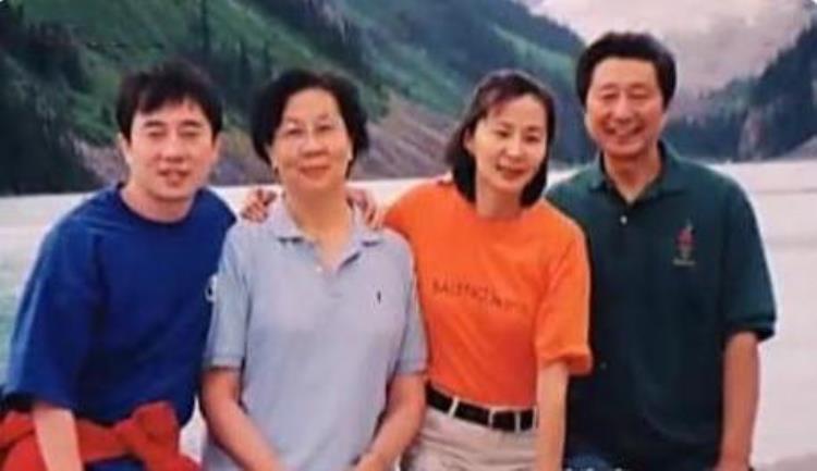 宋世雄解说的体育节目「名嘴宋世雄解说体育近两千场和妻子相濡以沫50多年」