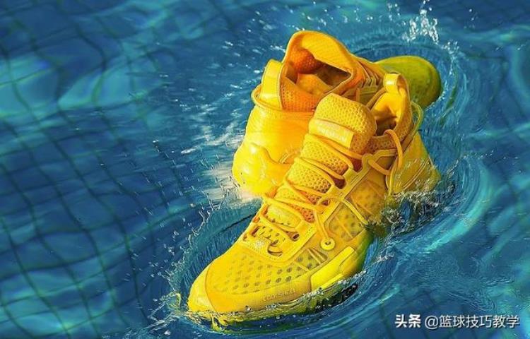 后卫篮球鞋性价比排行「五双满足赛场所需的后卫篮球鞋第一双性价比可以」