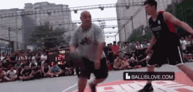 为什么在中国篮球比足球火「畅谈足球|为什么在我国篮球比足球火」