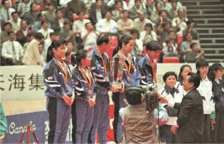 国乒直板选手有哪些「盘点国乒10大直板男选手谁才是王者」