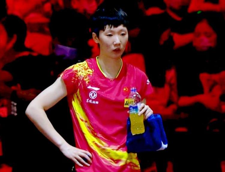 王曼昱接受采访「王曼昱累坏了输球后坦言筋疲力尽眼花缭乱低血糖的感觉」