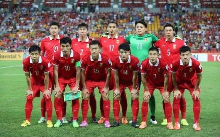中国男足70年代「回顾七十年的历届中国男足球衣发展史哪一款是你的最爱」