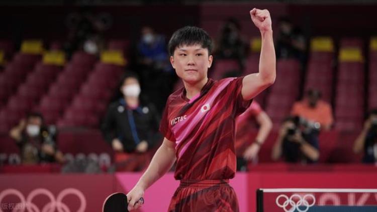 德国男乒对日本男乒「德国男乒32淘汰日本晋级决赛张本智和独得2分日韩展开铜牌战」