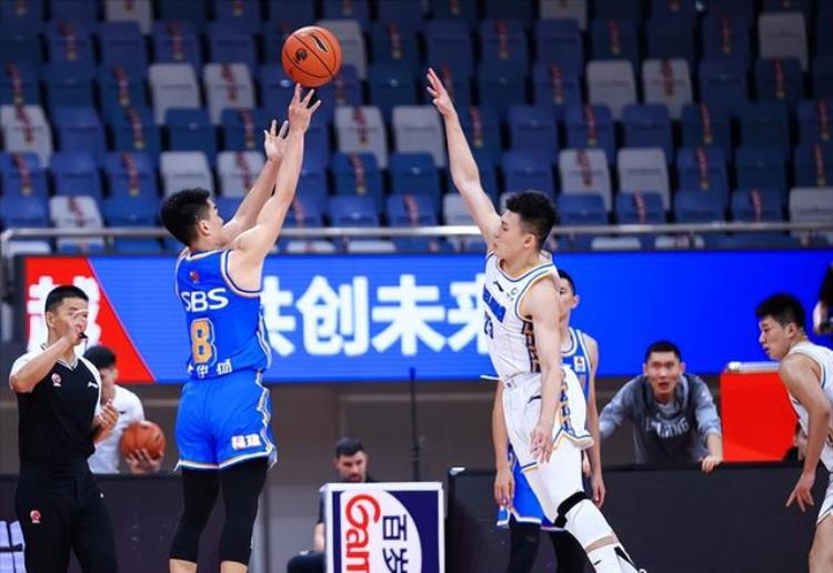 3分准绝杀北京23岁清远小伙太惊艳超级外援离队他机会来了