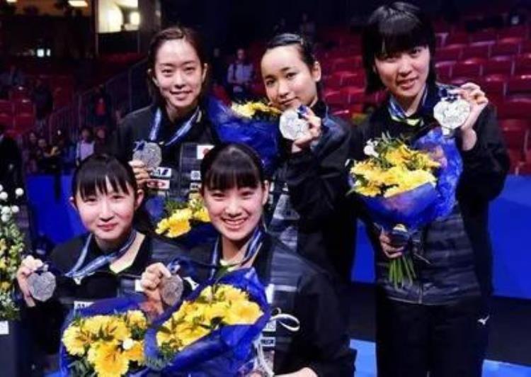 欧洲杯女球迷「身材长相没输过球技还越来越强了不看欧洲女球员绝对是损失」