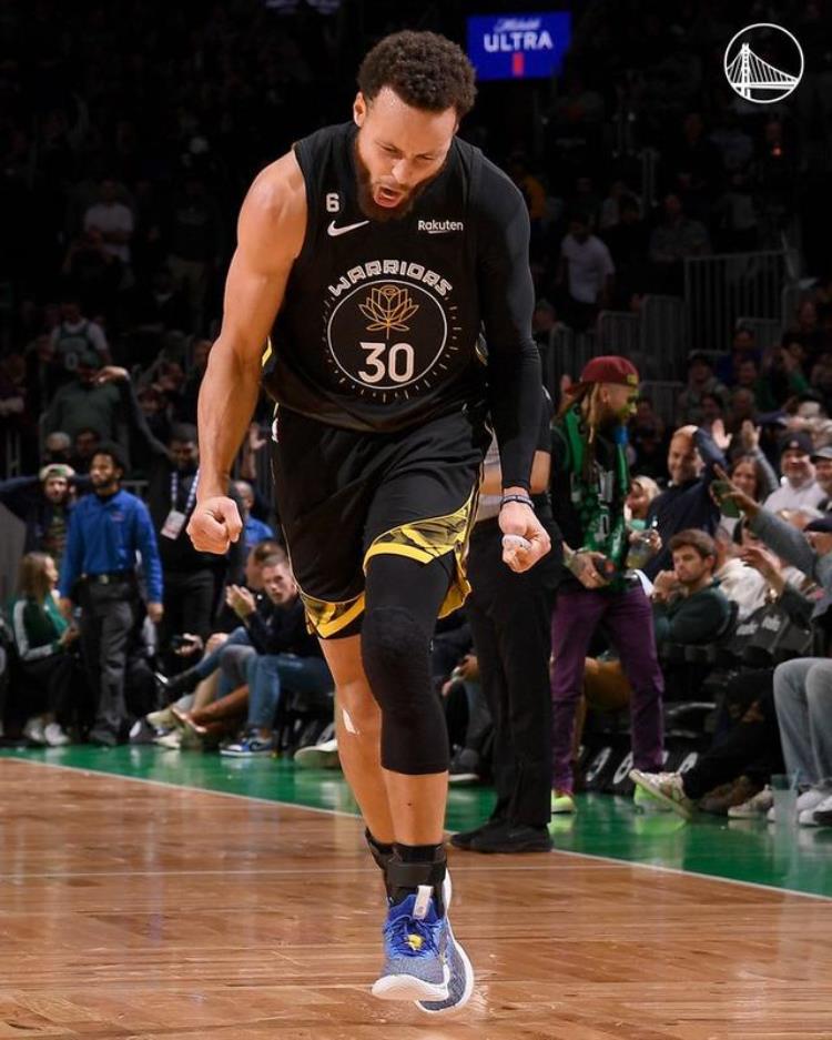 库里半场得分记录「斯蒂芬库里NBA历史上半场投篮得分最多的球员」