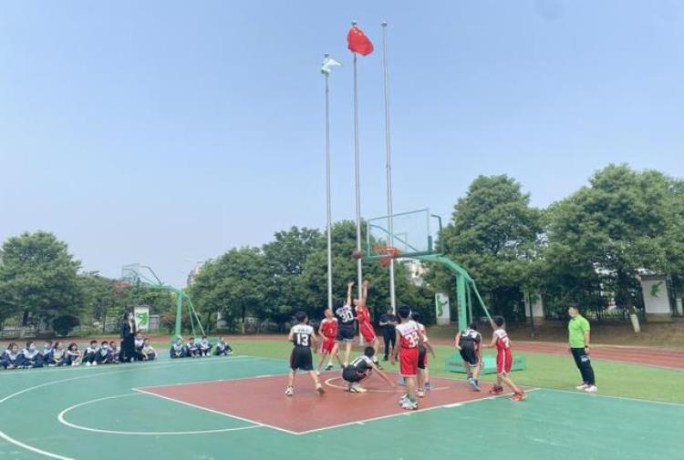 开福区新竹小学微机派位「长沙市开福区新竹第二小学迎六一暨首届篮球节开幕啦」