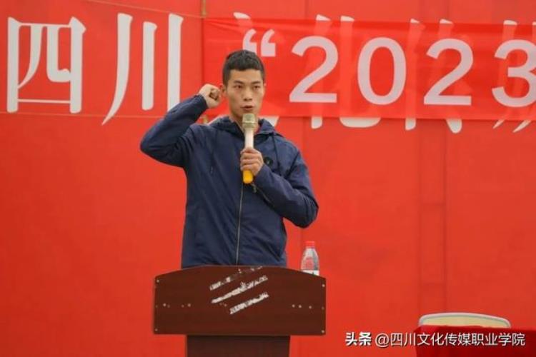 大学迎新杯篮球赛「精彩篮不住学院迎新杯篮球赛火热开战」
