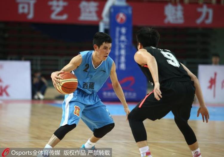 西藏打篮球「暴风独家丨揭秘西藏男篮落后职业队20年为凑名单全国招募」
