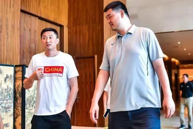 为什么姚明不管管cba裁判「为何姚明管不好中国篮球因为姚明懂篮球但是不懂中国人情世故」