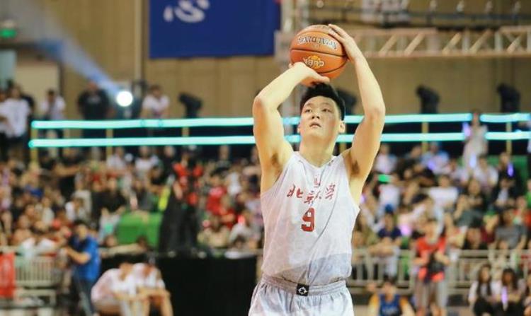 新疆中锋新人「最新选秀名单出炉新疆黑马中锋没资格参选1米65球员追梦参加」