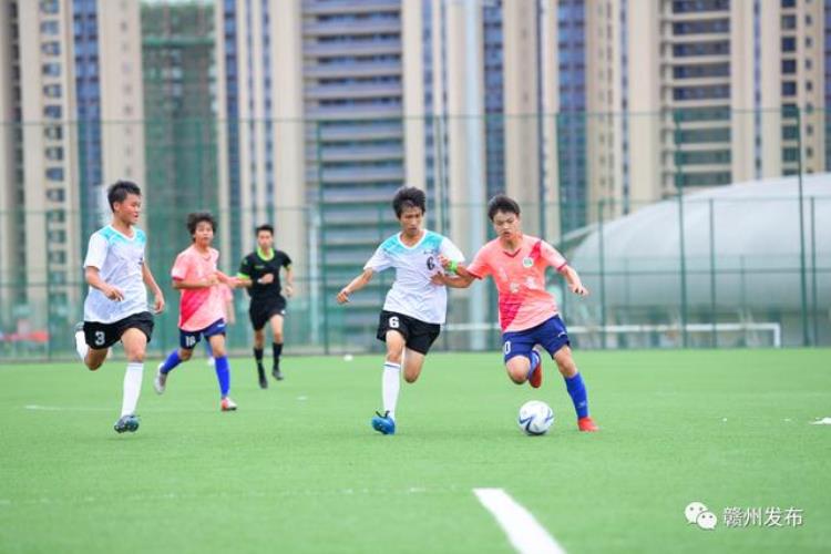 一个球可以变成三种「一个球改变一座城」