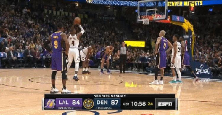 乔丹在科比追悼会「NBA罚球那些事乔丹闭眼科比跳舞詹姆斯发现总冠军秘诀」