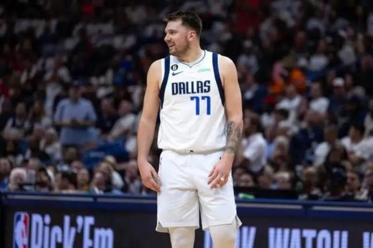 东契奇nba队「NBA突遭伤病潮袭击东契奇因伤退赛杜兰特或将常规赛报销」