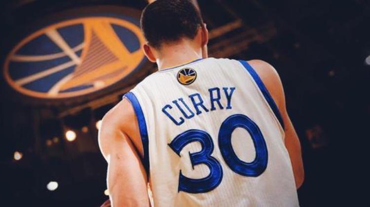 nba远距离三分「推动现代篮球发展超远距离三分球谁才是掌门人」