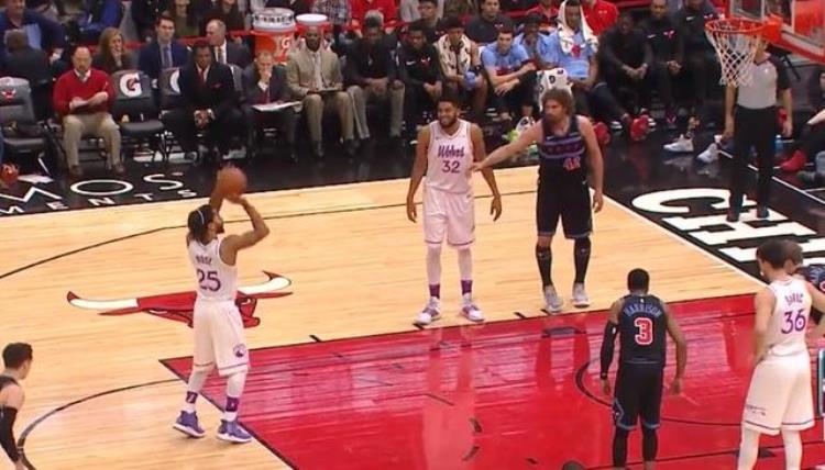 罗斯回公牛主场被喊mvp「NBA主场氛围有多棒罗斯在公牛球馆被喊MVP勇迷集体做3分手势」