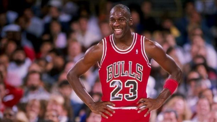篮球明星迈克尔乔丹简介「NBA传奇人物简介1迈克尔乔丹」