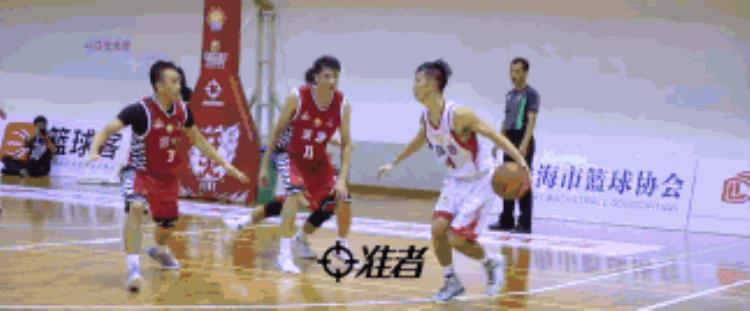王仕鹏球技怎么样「21岁珠海后卫让王仕鹏赞不绝口4场比赛抢断17次」