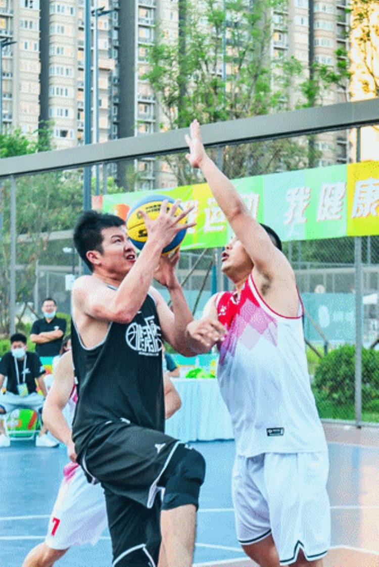 共享篮球馆「共享篮球场来啦」