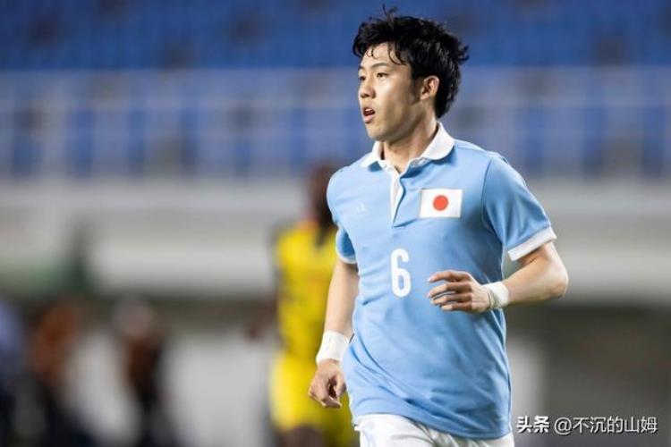 在欧洲效力的日本球员「盘点那些在欧洲五大联赛效力的日韩球员多达24人在列」